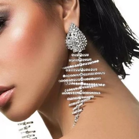 Fishbone Rhinestone Earrings - Picture 5 of 10